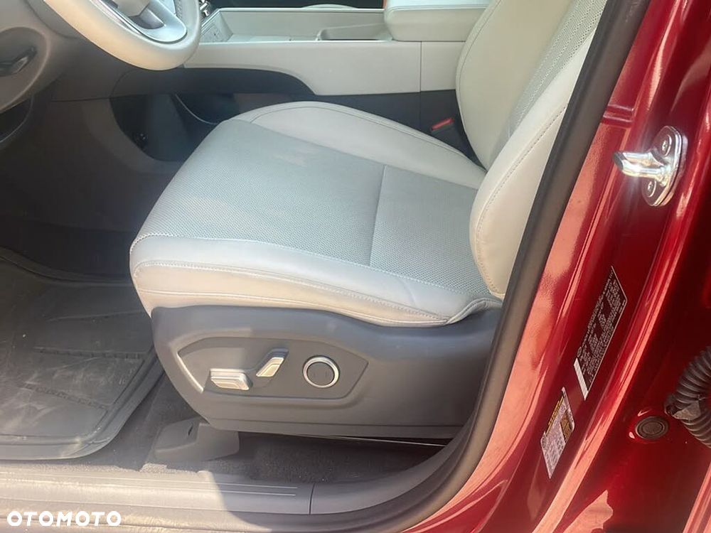 Hyundai Santa Fe - 12