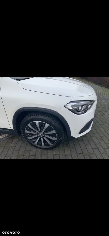 Mercedes-Benz GLA 200 - 9