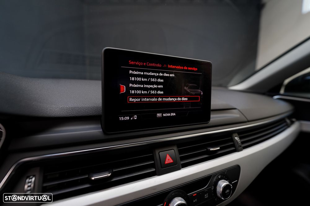 Audi A4 Avant 2.0 TDI S tronic - 26