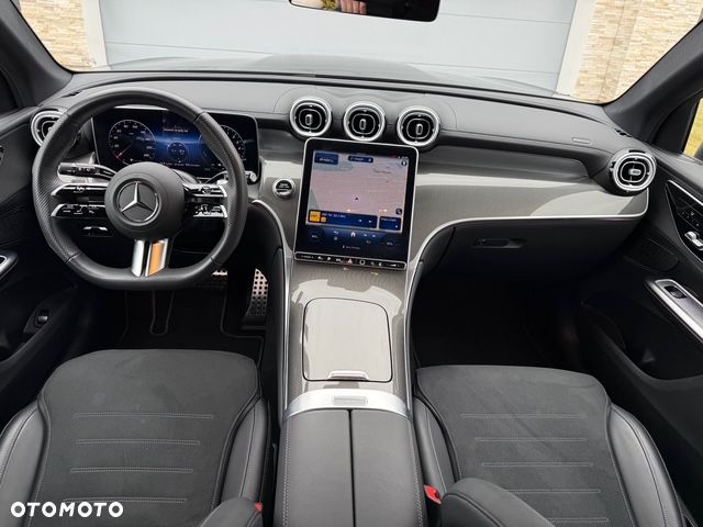 Mercedes-Benz GLC - 6
