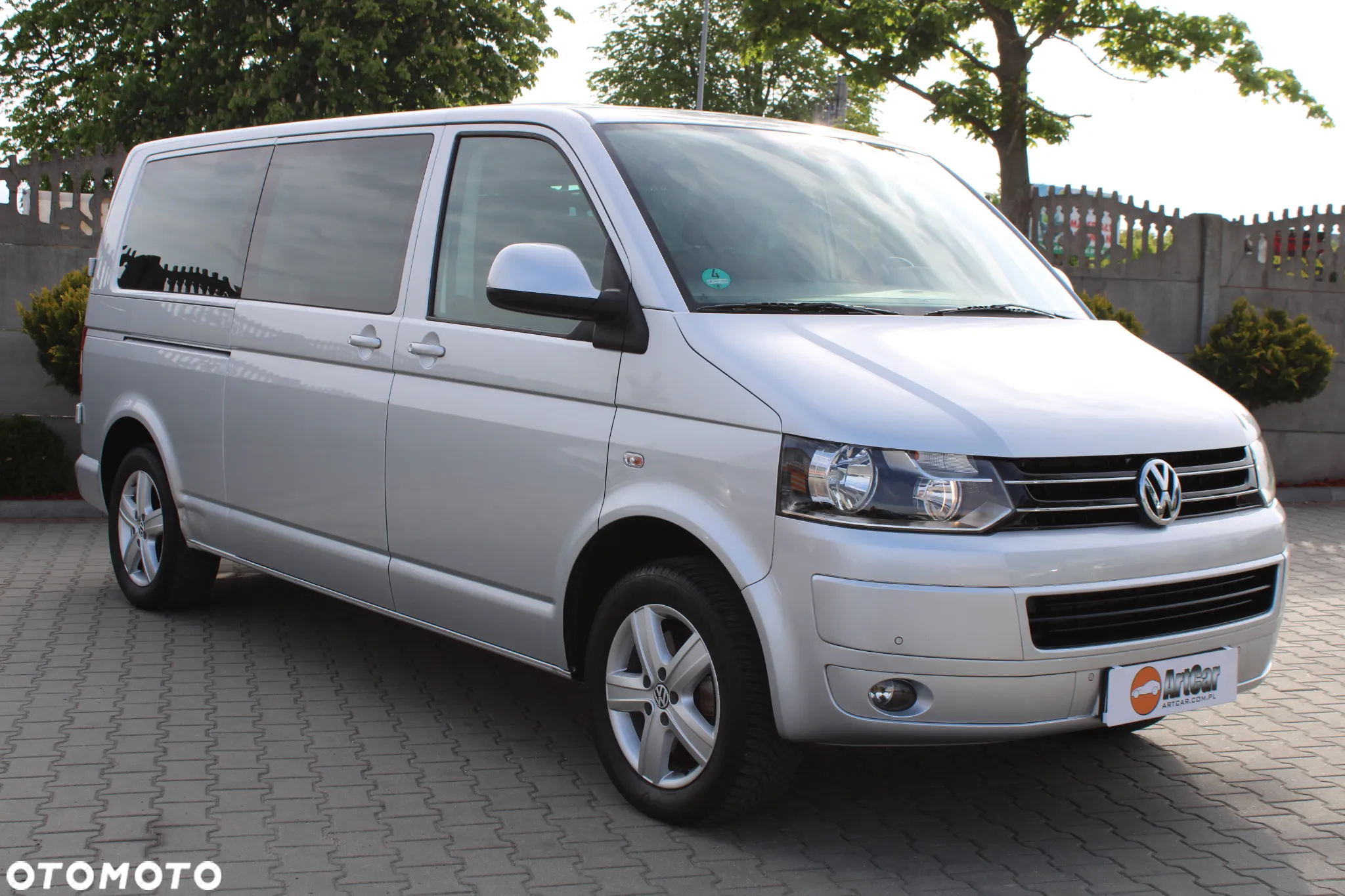 Volkswagen Caravelle - 13