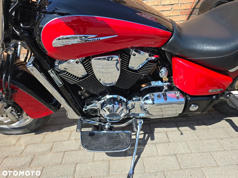 Honda VTX - 32