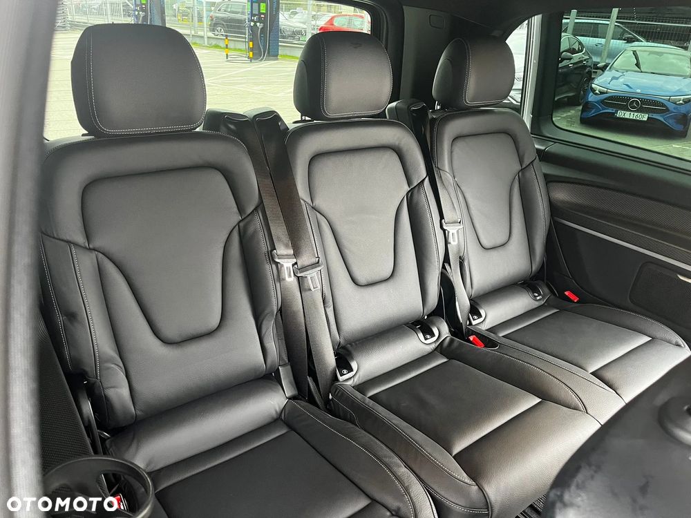 Mercedes-Benz Klasa V 300 d 4-Matic Avantgarde 9G-Tronic (d³ugi) - 12