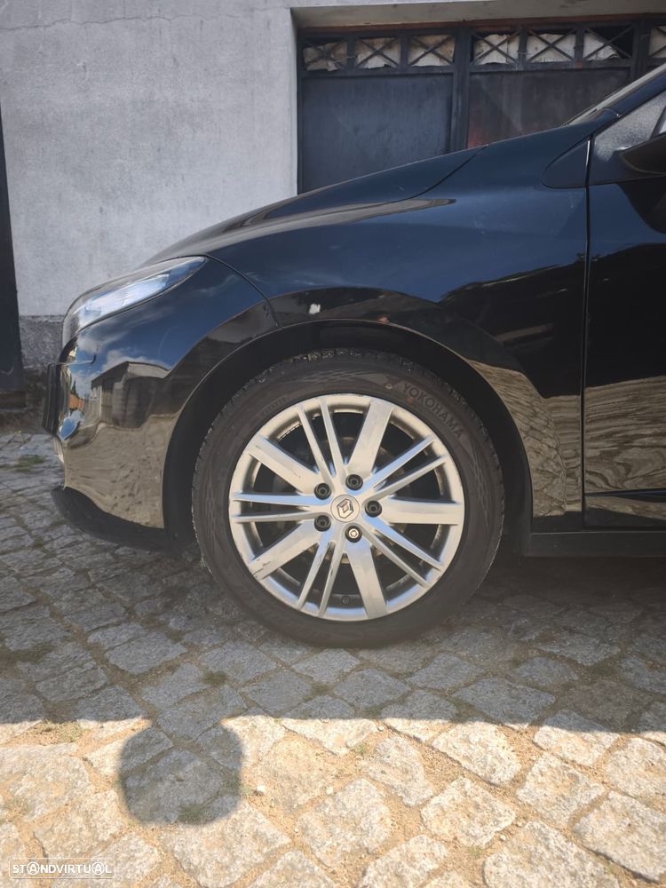 Renault Mégane Sport Tourer 1.6 dCi GT Line SS - 3