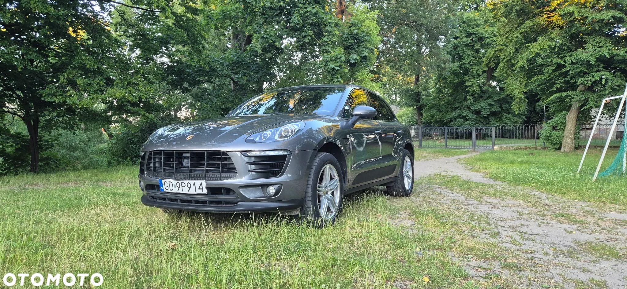 Porsche Macan S - 1