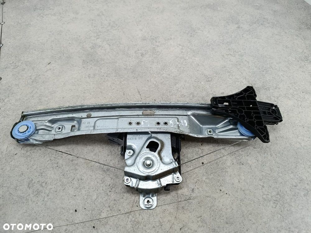 PODNOŚNIK SZYBY PRAWY TYŁ OPEL INSIGNIA A 20952451  964840-107  BROSE  GM - 4