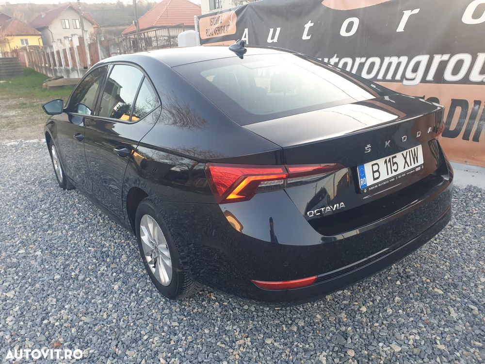 Skoda Octavia 2.0 TDI DSG Ambition - 7