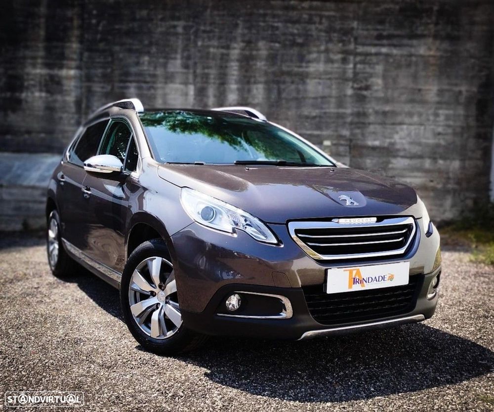 Peugeot 2008 1.2 PureTech Allure - 1