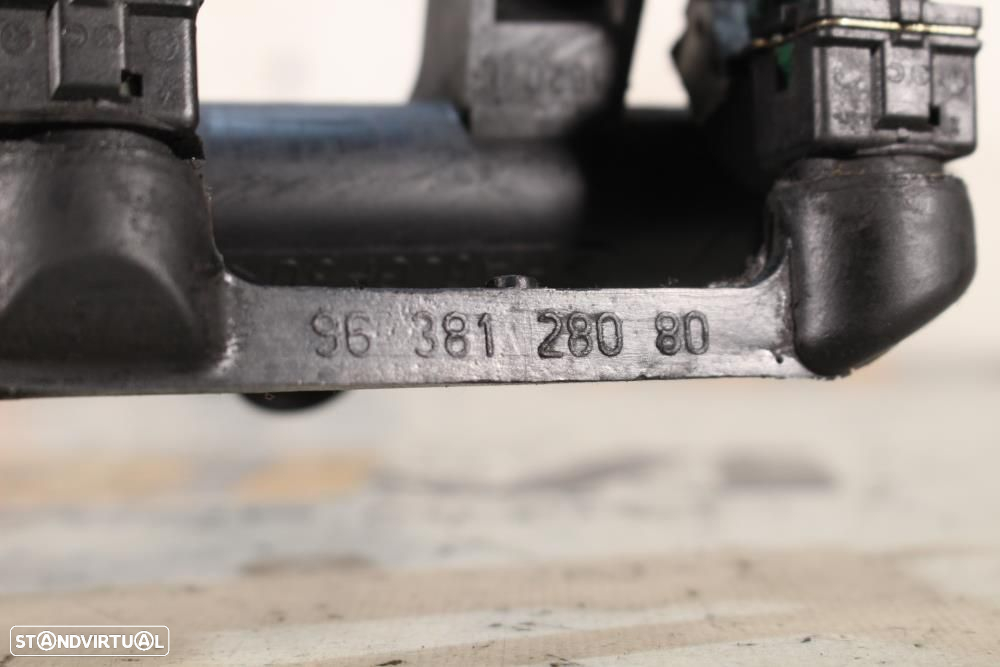 Régua / Rail De Injeção Peugeot 206 Hatchback (2A/C)  9638128080 / 028 - 7