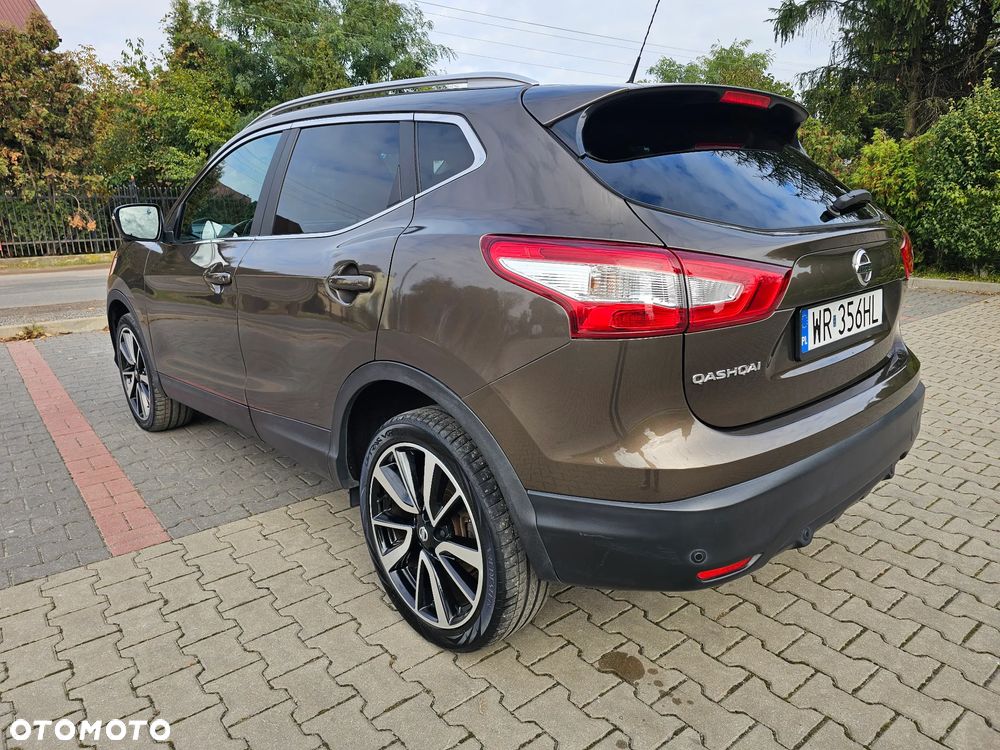 Nissan Qashqai 1.2 DIG-T TEKNA+ - 2