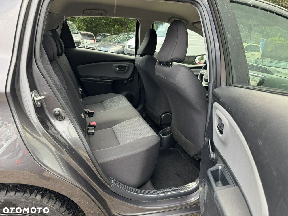 Toyota Yaris - 17