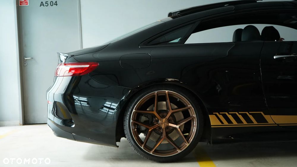 Mercedes-Benz Klasa E 450 4Matic 9G-TRONIC Night Edition - 17