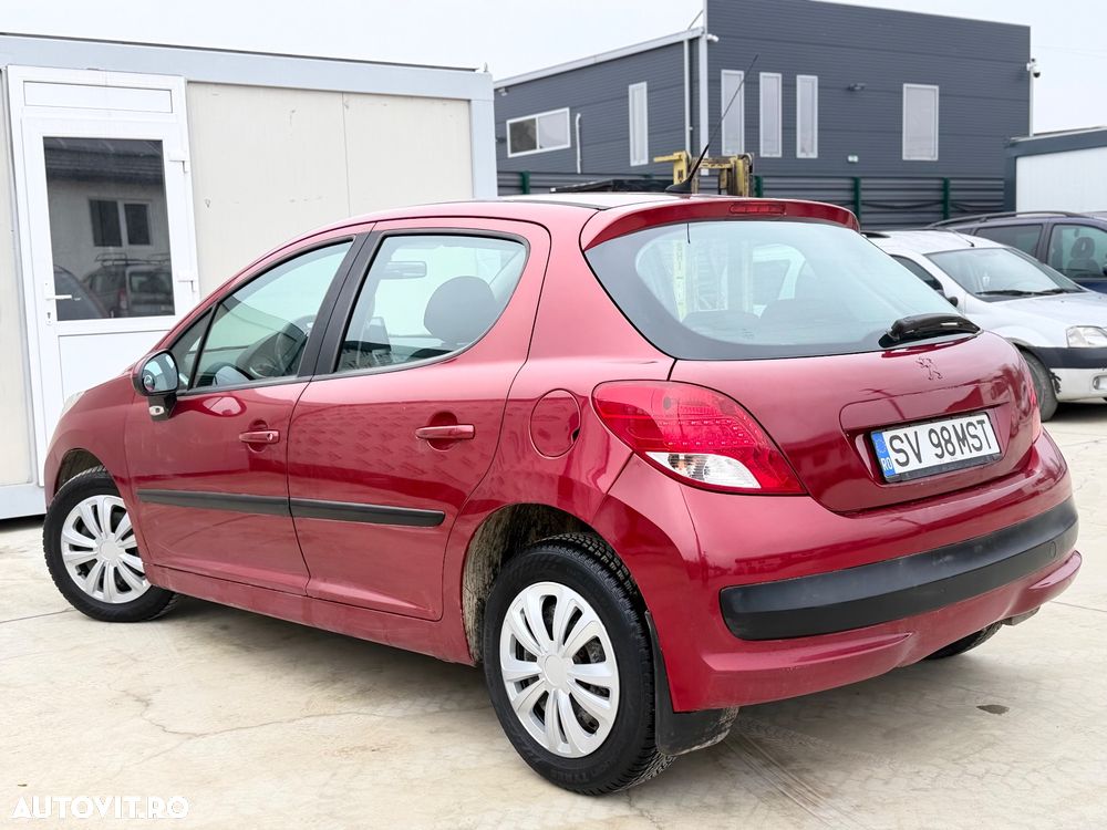 Peugeot 207 - 4