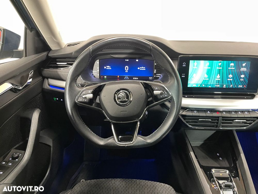 Skoda Octavia 2.0 TDI DSG Style - 6