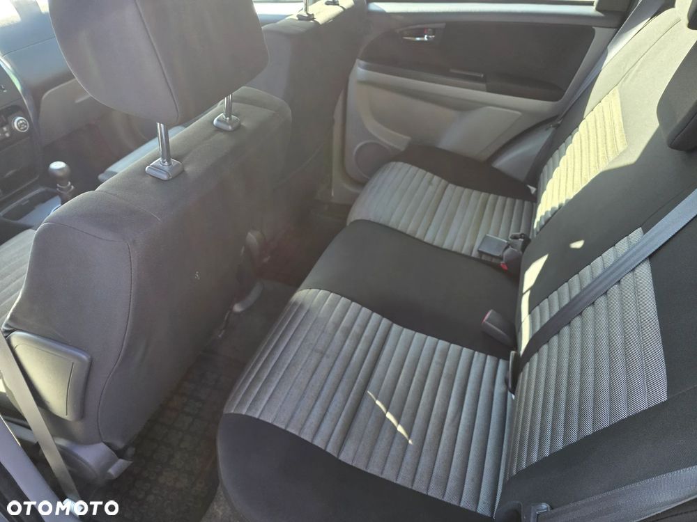 Suzuki SX4 1.6 VVT 4x4 Comfort - 13