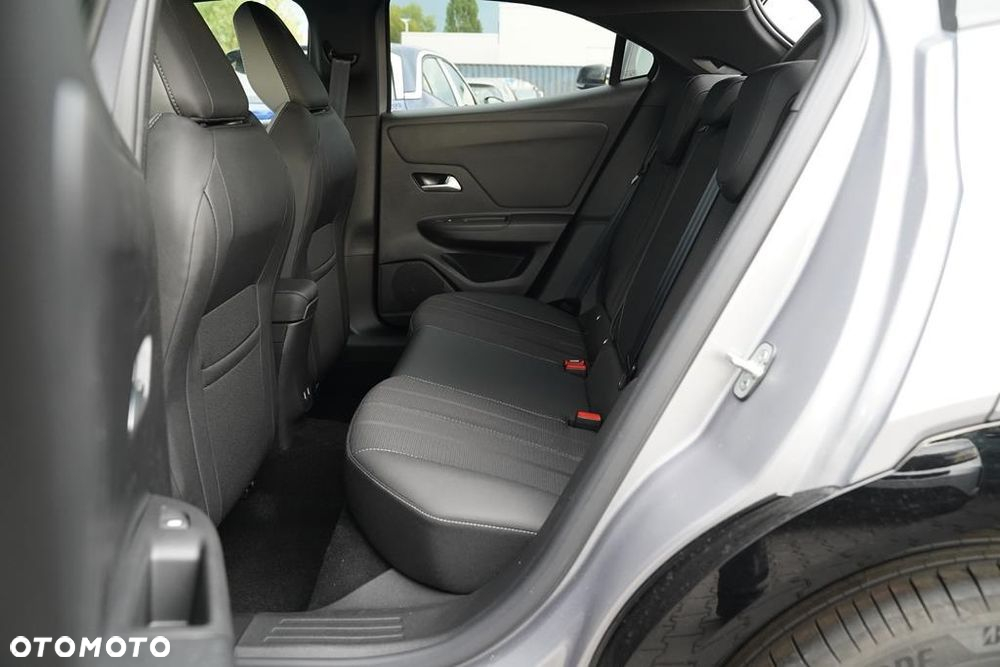 Opel Mokka 1.2 T GS S&S - 9