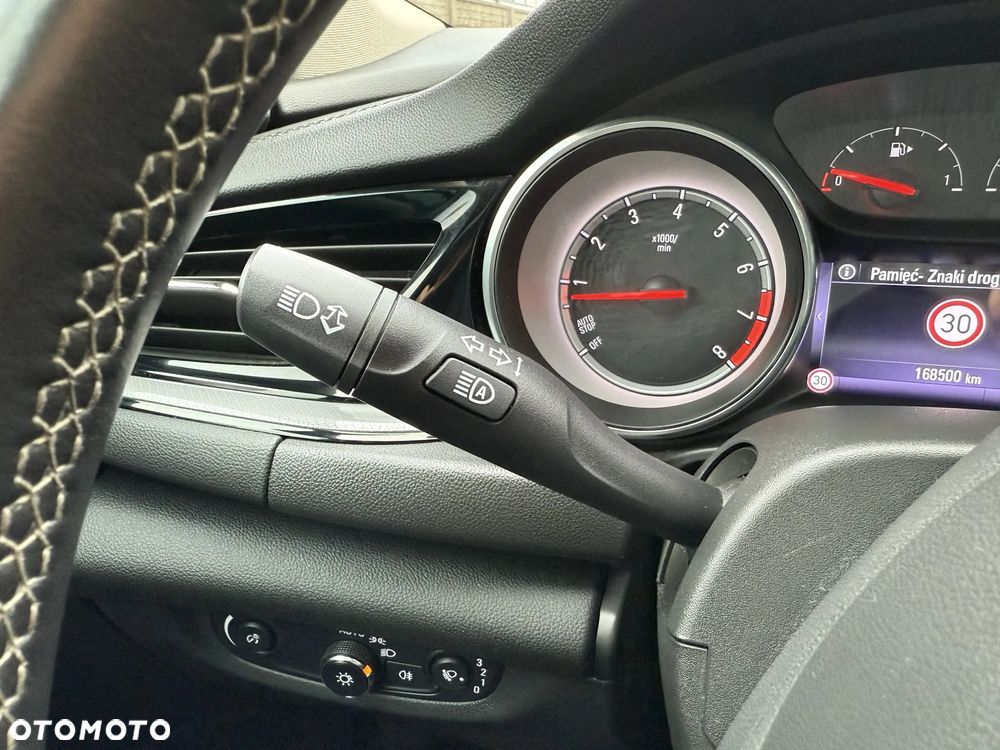 Opel Insignia 1.5 Direct InjectionTurbo Business Edition - 24