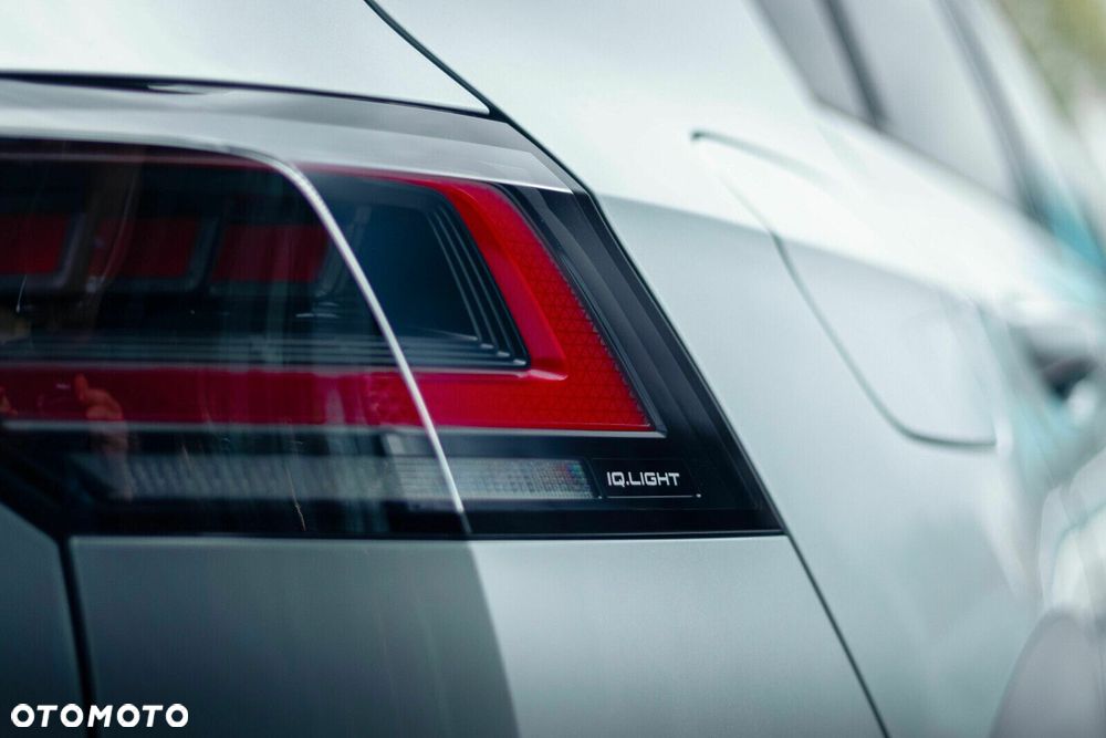 Volkswagen Golf - 17