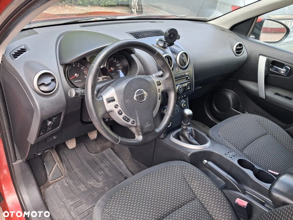 Nissan Qashqai - 10
