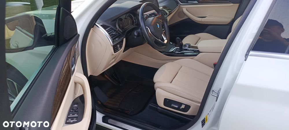 BMW X3 xDrive30i xLine - 12