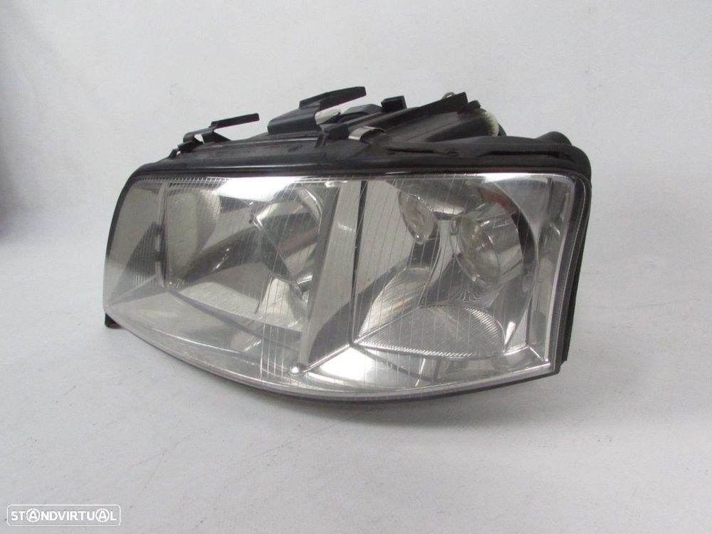 Farol Xenon Esquerdo Seminovo/ Original AUDI A6 (4B2, C5) - 2