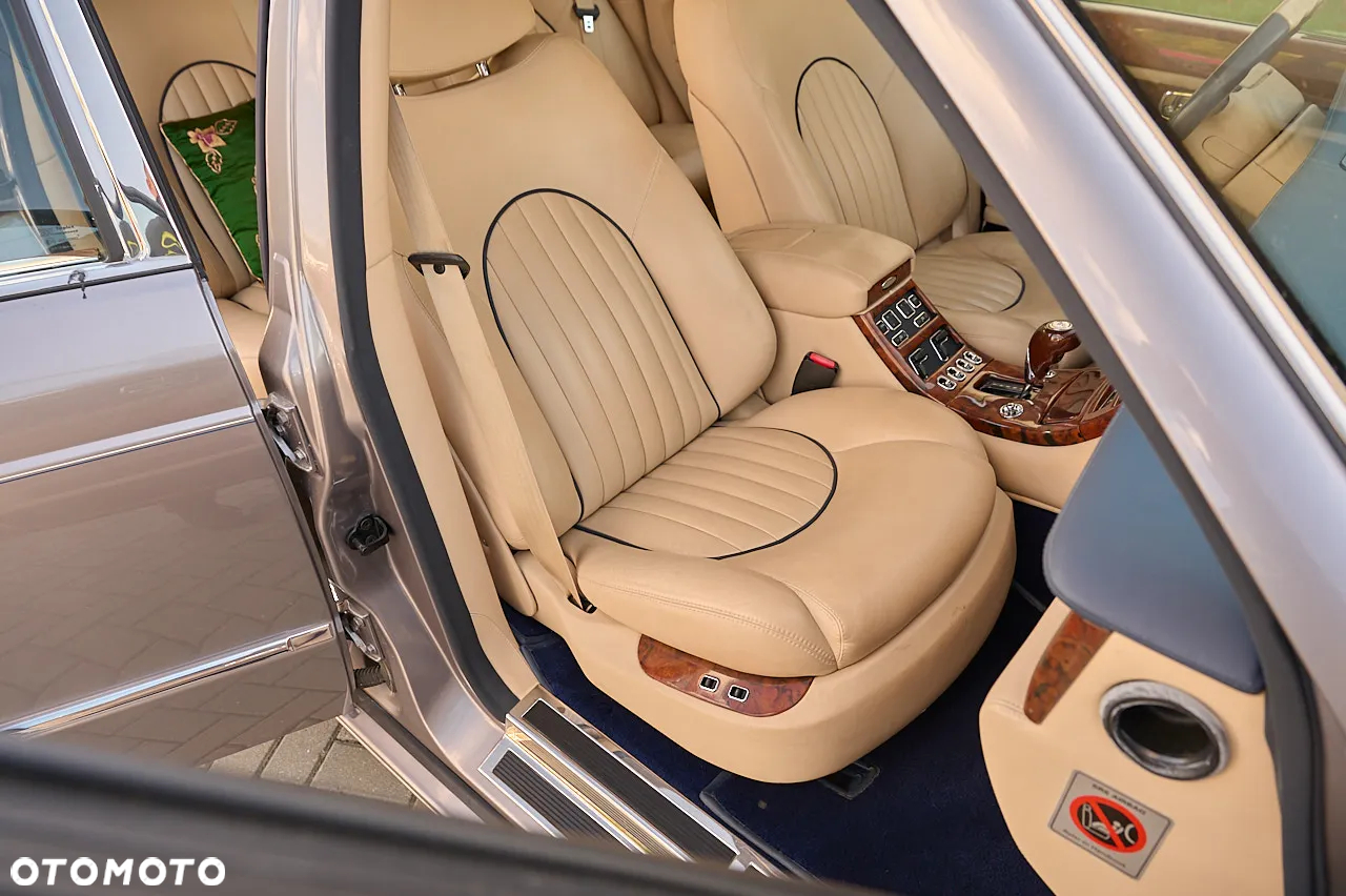 Bentley Arnage - 18