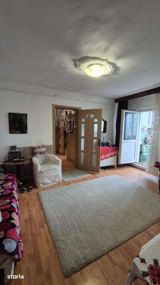 4 Camere Crangasi 5 minute de Metrou — fotografia 1