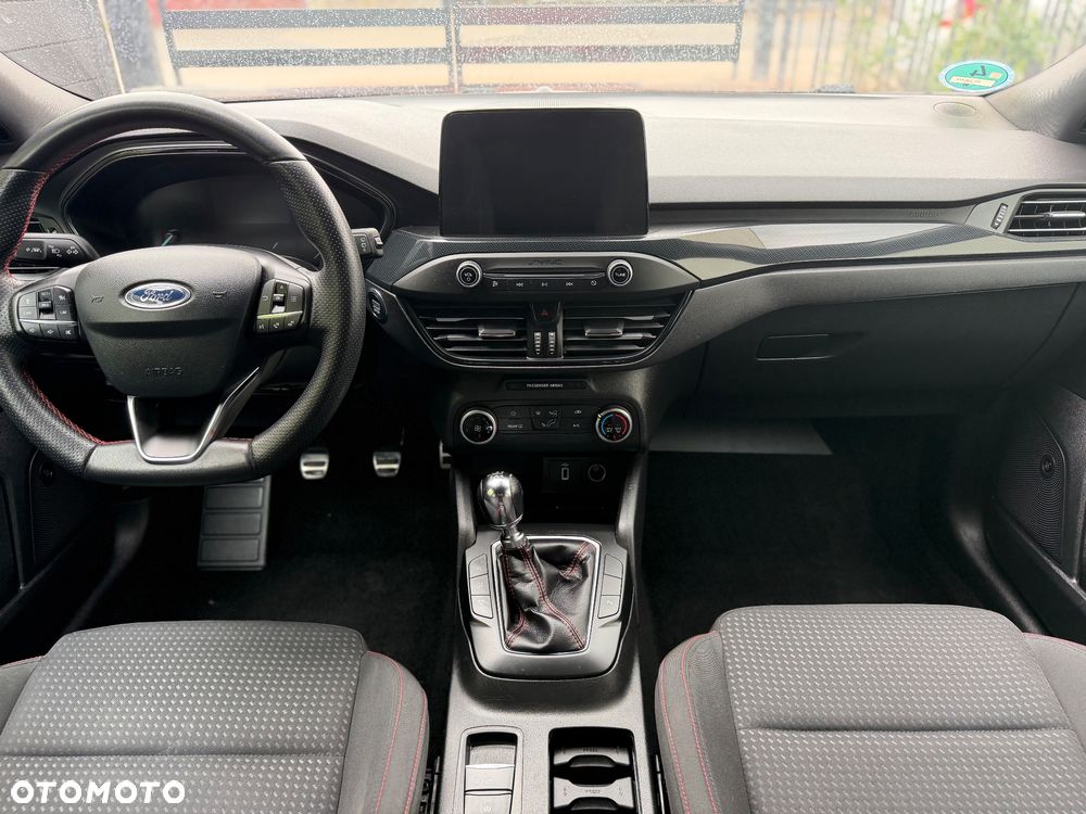 Ford Focus 2.0 TDCi ST-Line Red ASS - 28