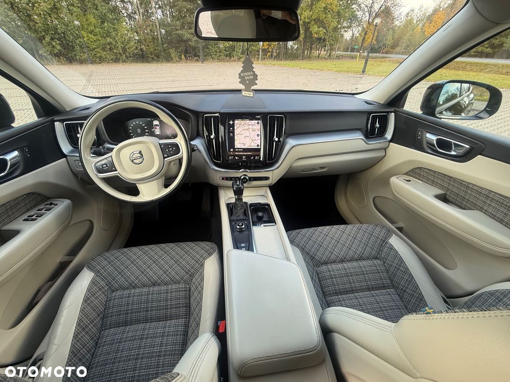 Volvo XC 60 - 18