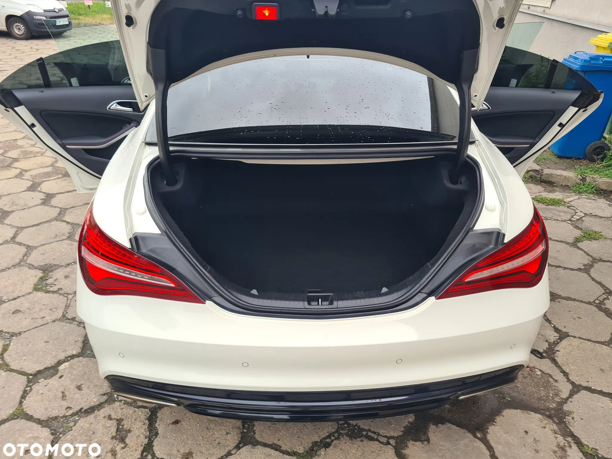 Mercedes-Benz CLA 220 4-Matic AMG Line - 9