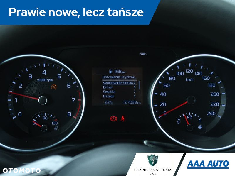 Kia Ceed - 12