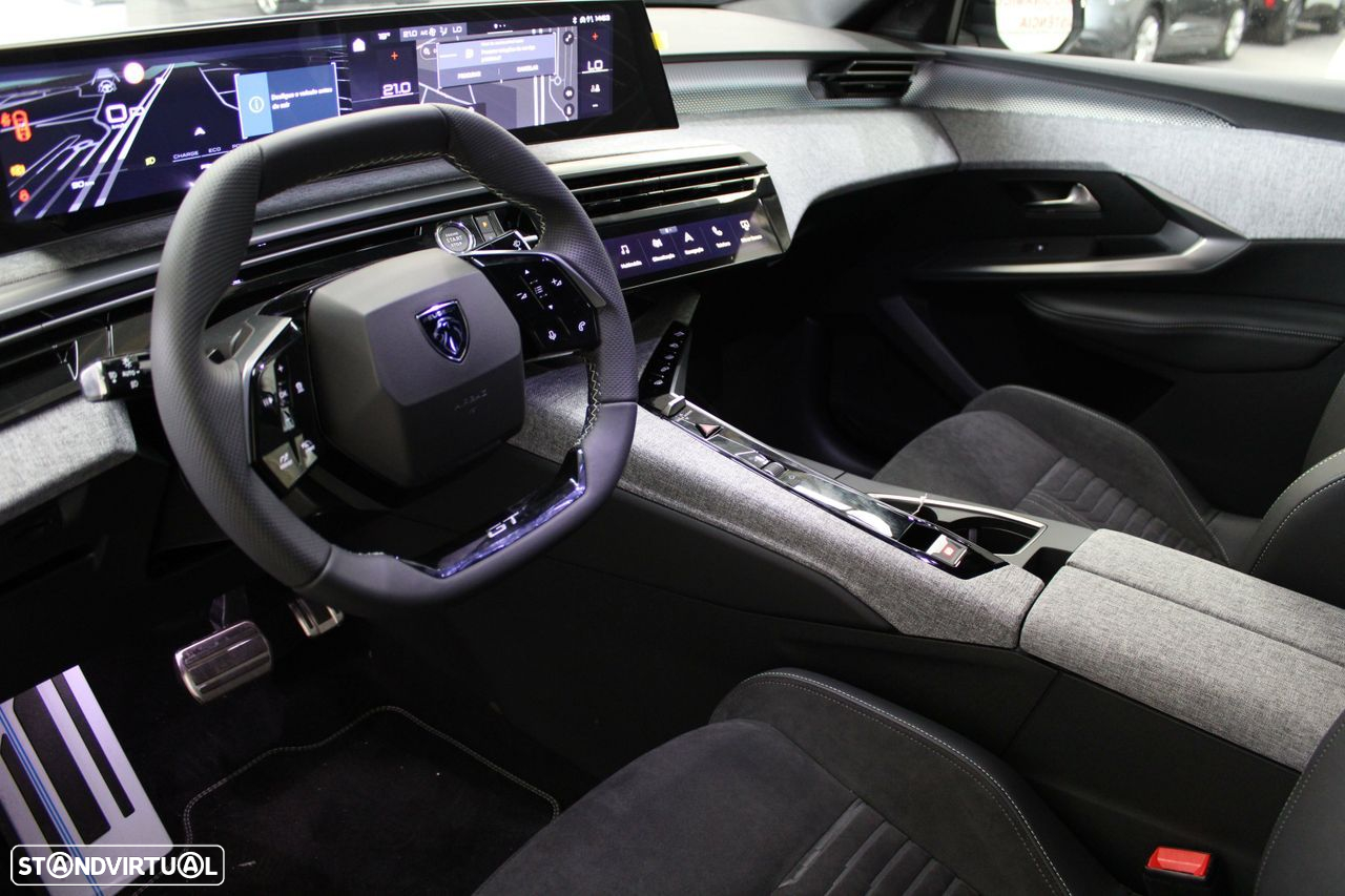 Peugeot 3008 1.2 Hybrid GT e-DCS6 - 11