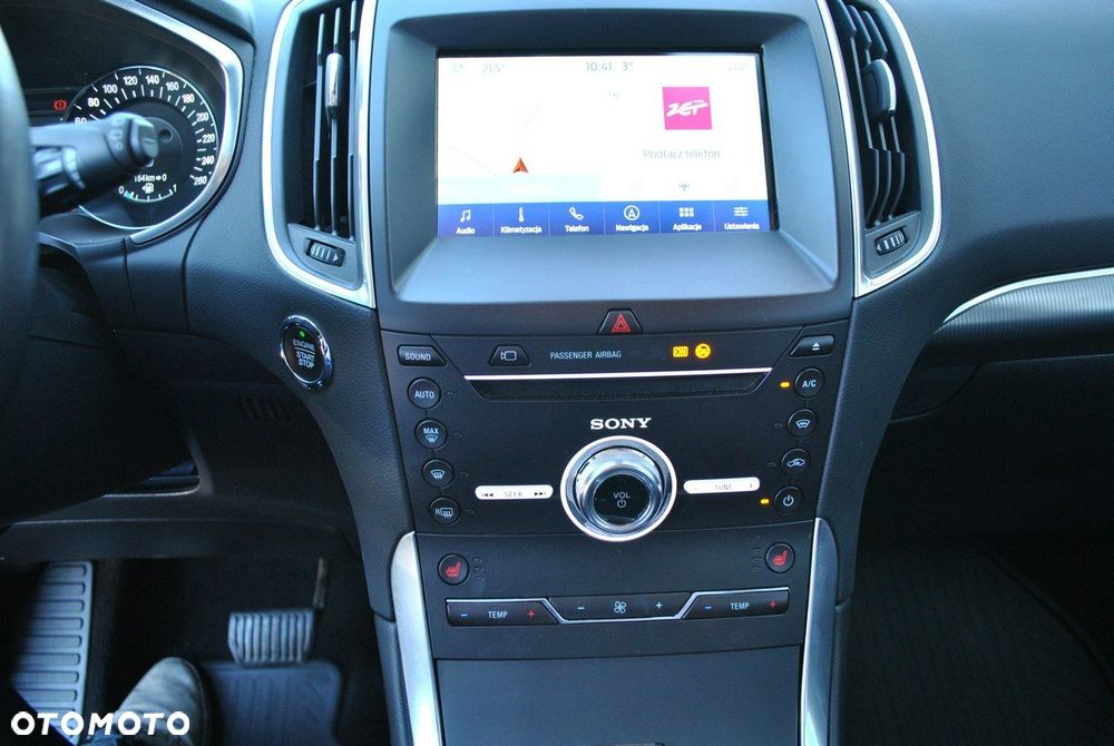 Ford S-Max 2.0 EcoBlue Titanium - 24