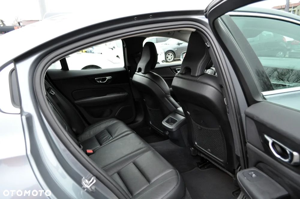 Volvo S60 B4 B Inscription - 26