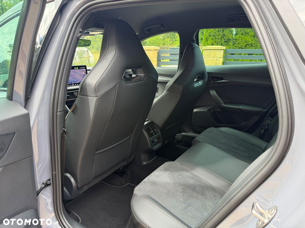 Cupra Formentor 1.5 eTSI mHEV Tribe Edition DSG - 17