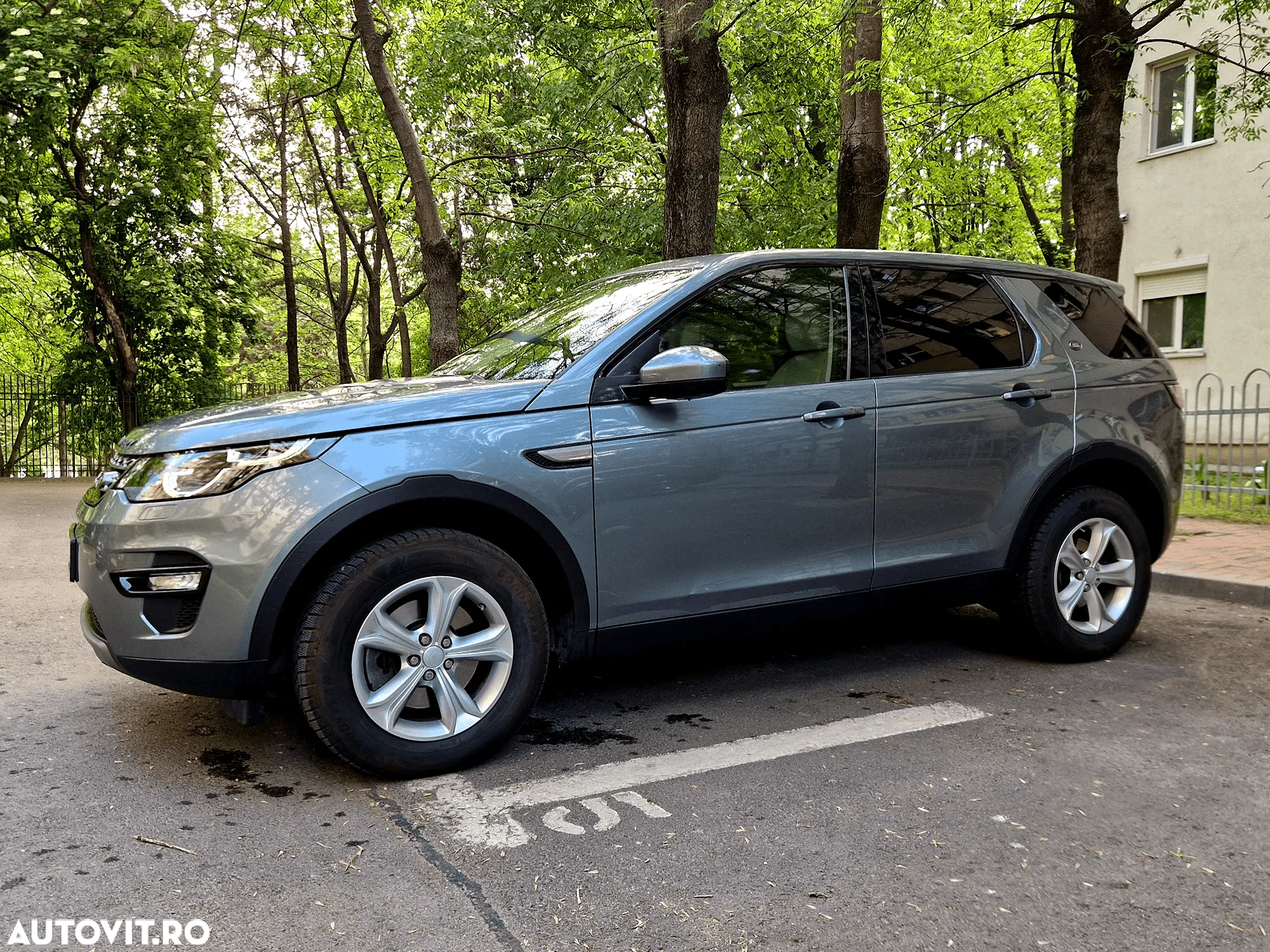 Land Rover Discovery Sport 2.0 l TD4 SE Aut. - 4