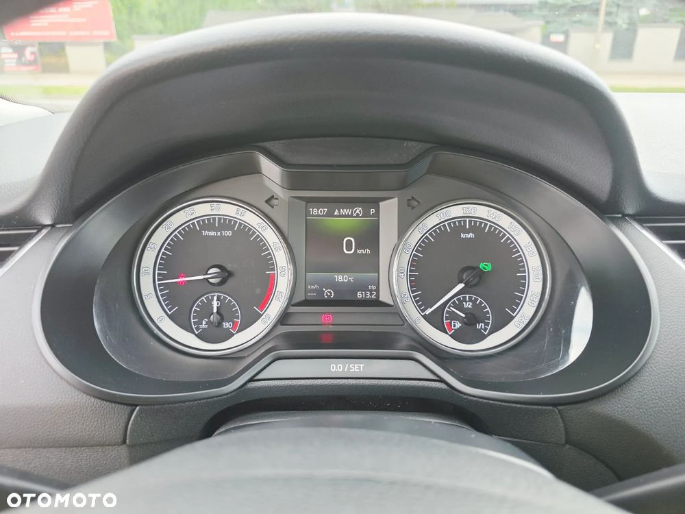 Skoda Octavia 2.0 TDI Style DSG - 33