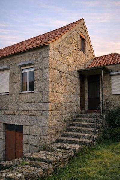 Casa em Pedra / Reabilitaçao / 390m2 - Grande imagem: 2/8