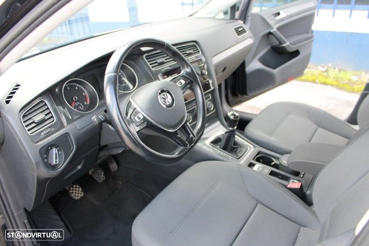VW Golf Variant 1.6 TDi Confortline - 8
