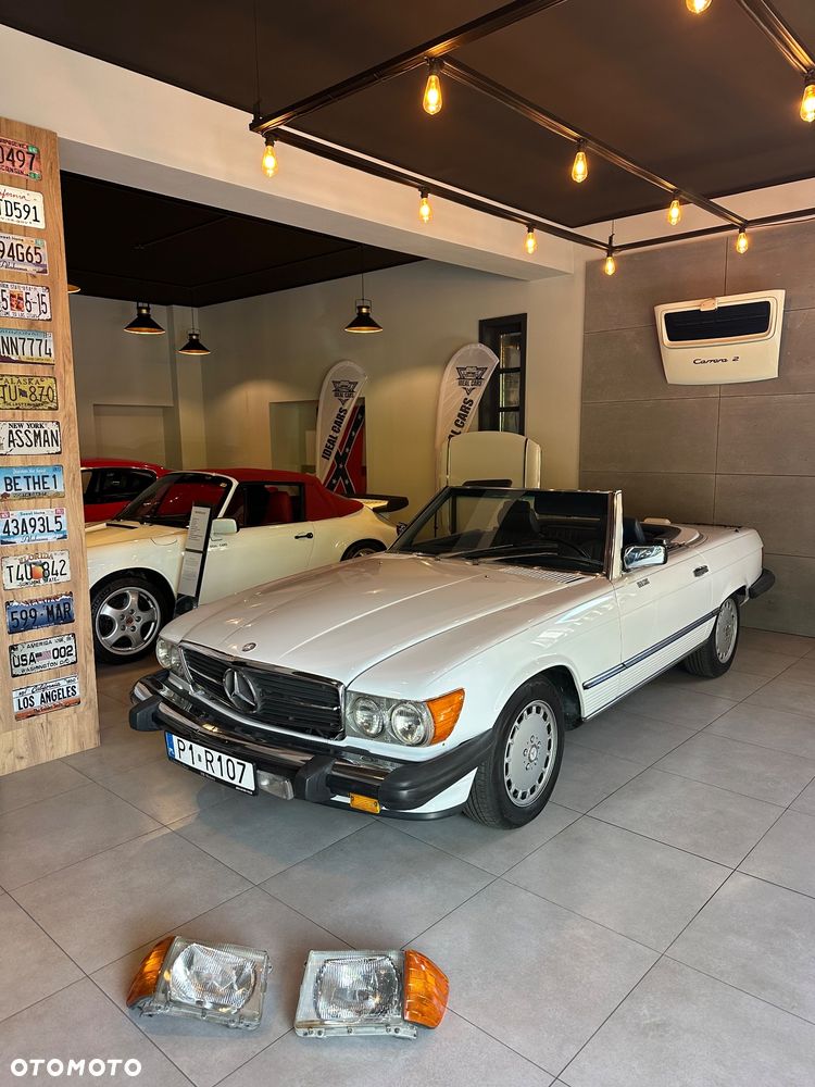Mercedes-Benz SL - 1
