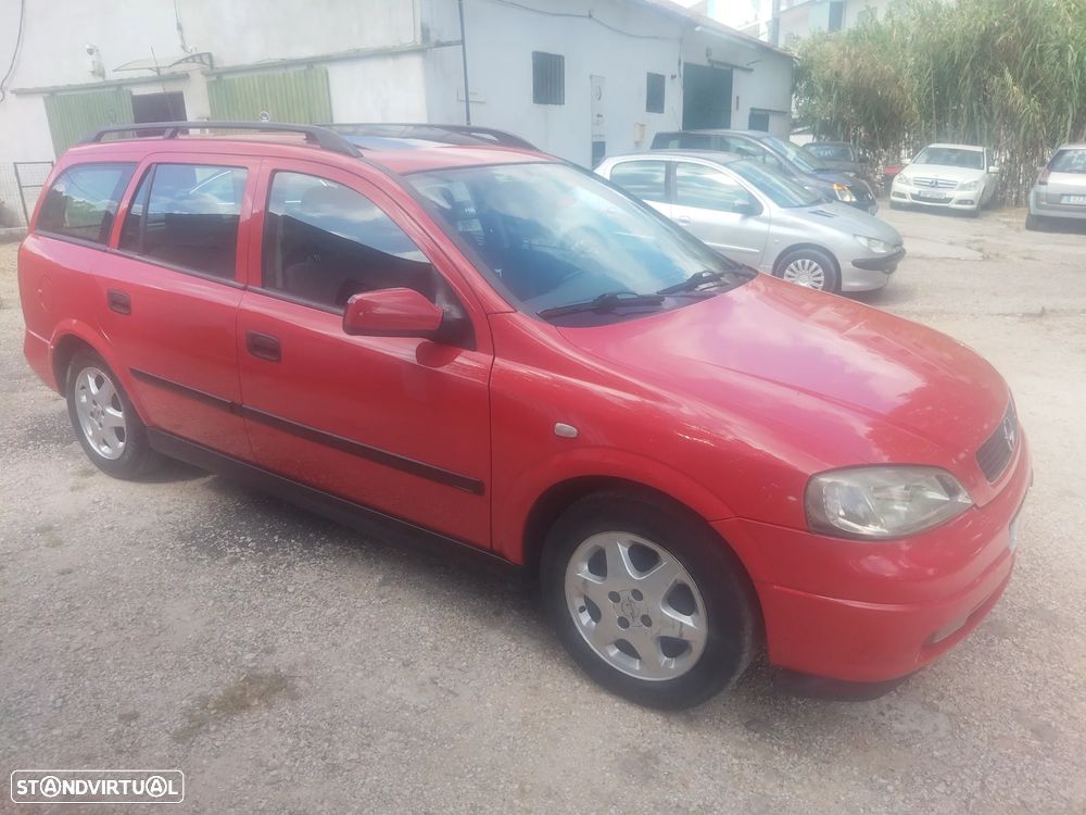 Opel Astra Caravan 1.4i 16V - 2