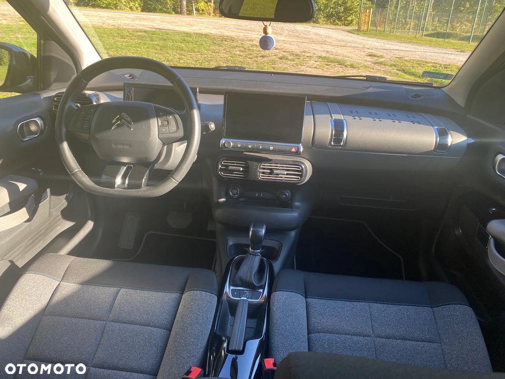 Citroën C4 Cactus 1.2 PureTech Shine S&S EAT6 - 10