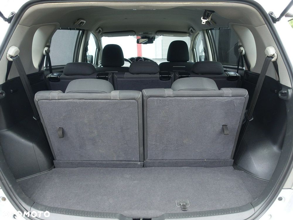 Toyota Verso 1.6 D-4D Active 7os EU6 - 12