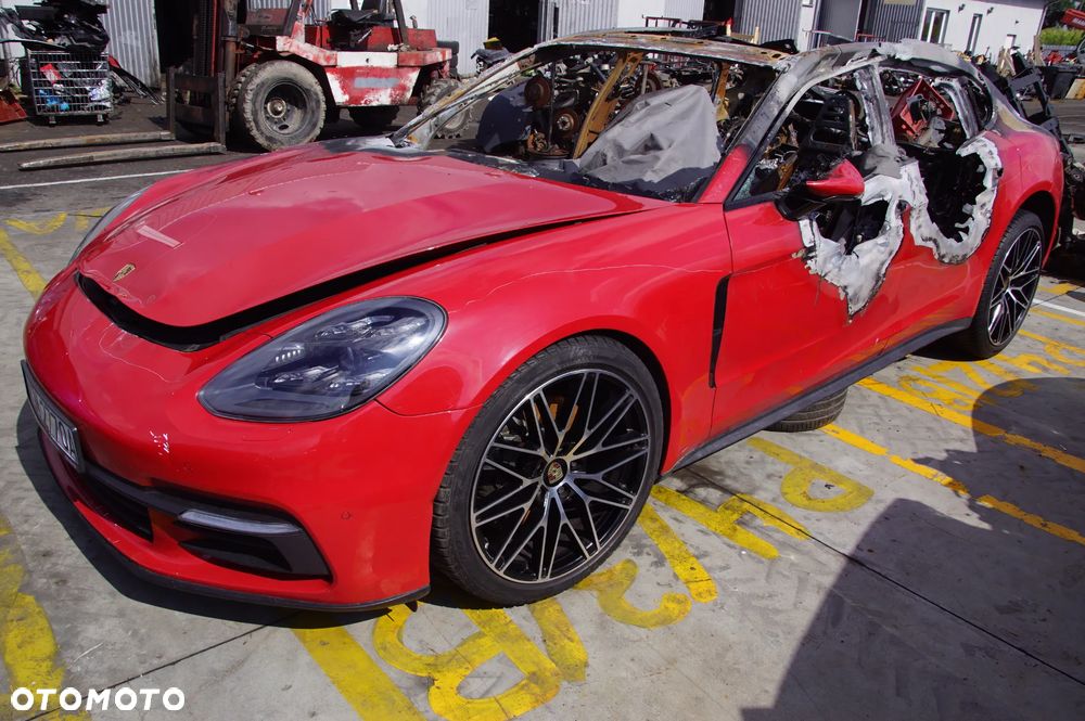 Pojazd na części Porsche Panamera 4S 971 2017 2.9 CSZA tel 692324777 skrzynia CODS1 lakier lM3C silnik skrzynia dyfer rozrusznik akternator zderzak wydech chłodnica przód pas felga amortyzator sanki lampa sanki 971400048AM 971407487J 971423051AM - 10