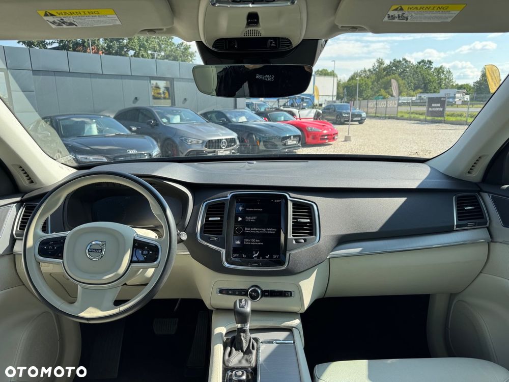 Volvo XC 90 - 16