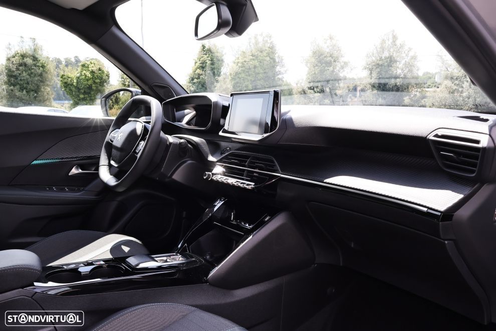 Peugeot e-2008 50 kWh Allure - 15