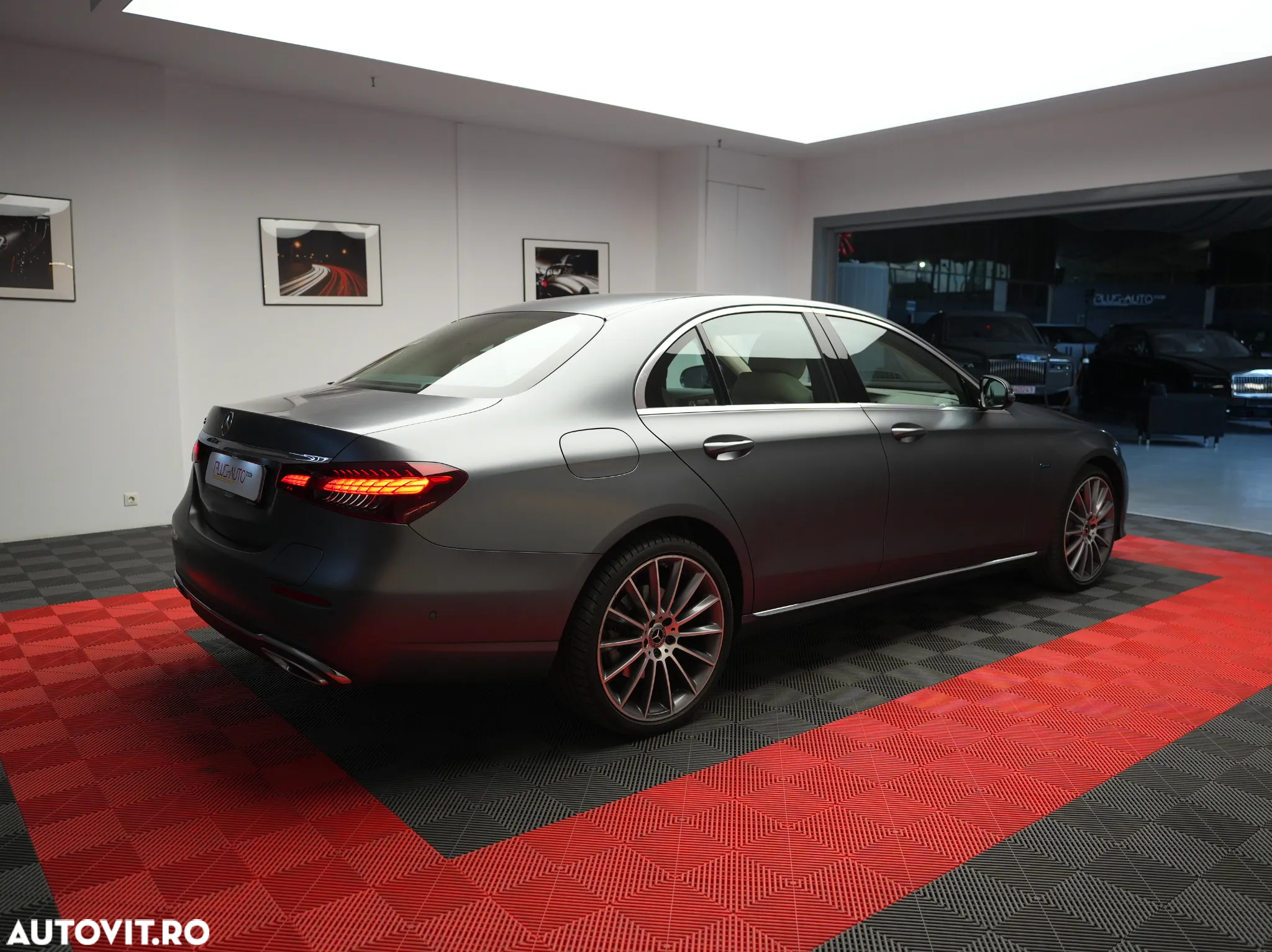 Mercedes-Benz E 300e 9G-TRONIC - 9