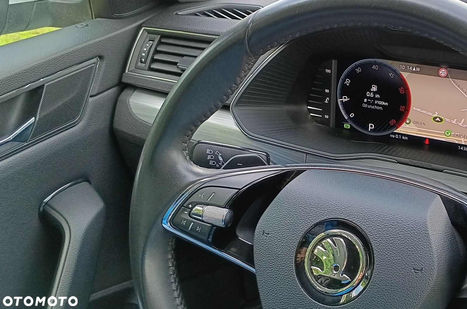Skoda Superb 2.0 TDI SCR Ambition DSG - 16