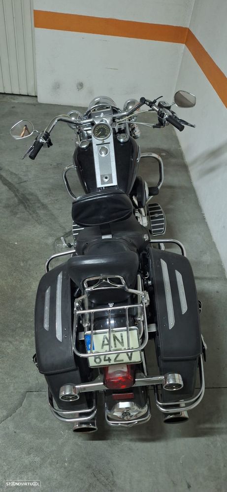 Harley-Davidson FLHRCI Road King Classic - 4