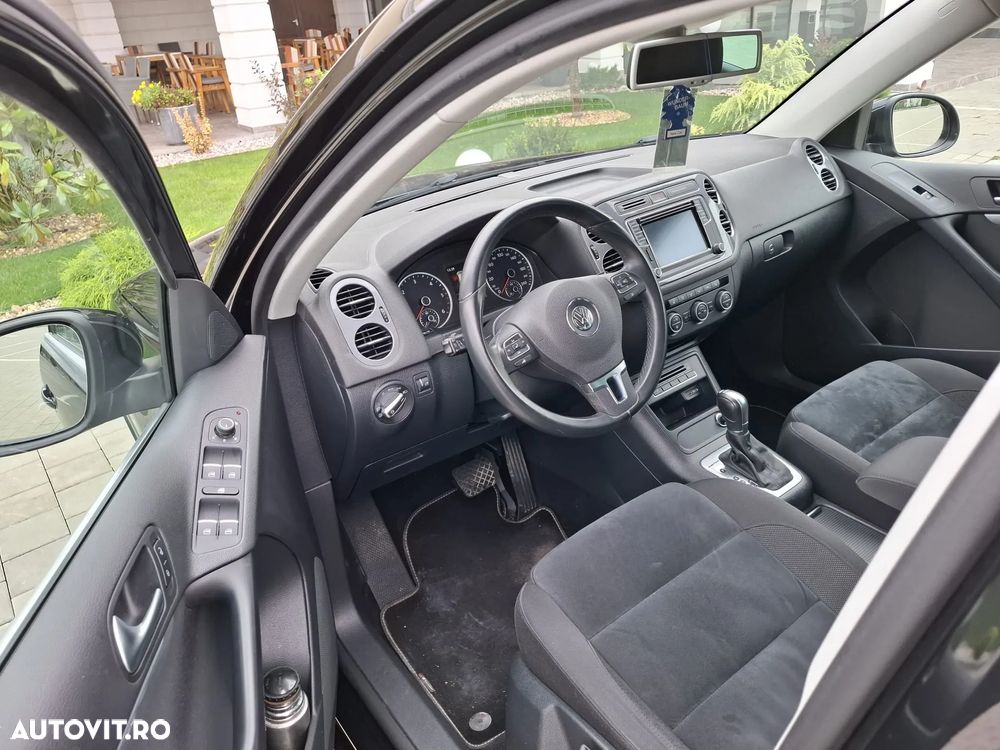 Volkswagen Tiguan 2.0 TDI SCR 4MOTION BlueMotion Technology DSG Exclusive - 4